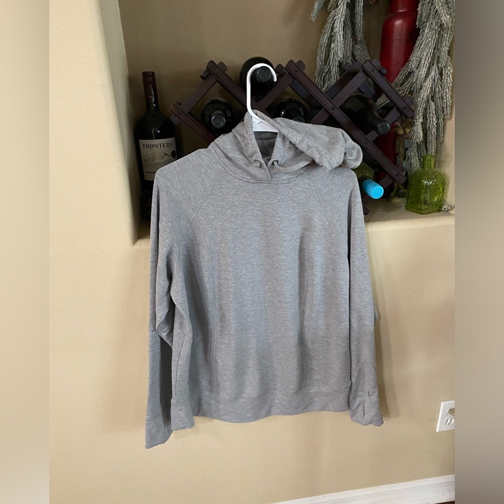 Light weight pullover Torrid